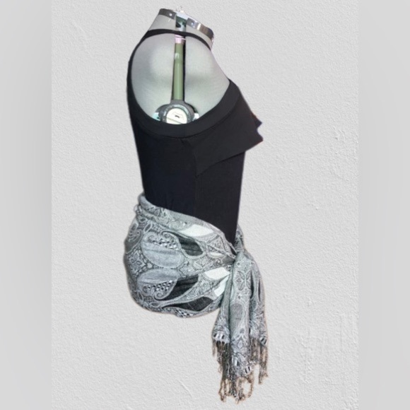 Apt 9 high neck ruffled tank, sz xl - Picture 8 of 8